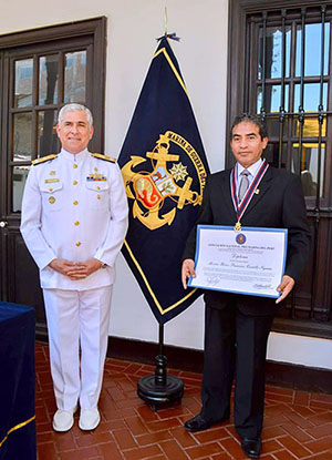 Sesión solemne por el 188° aniversario del natalicio del Almirante Miguel Grau y el 201° aniversario patrio de la Independencia del Perú